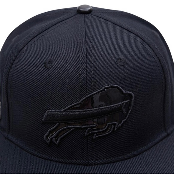 NFL Official Licensed Buffalo Bills Hat, Black, adjustable hat.NEW WITH TAGS - Picture 2 of 10